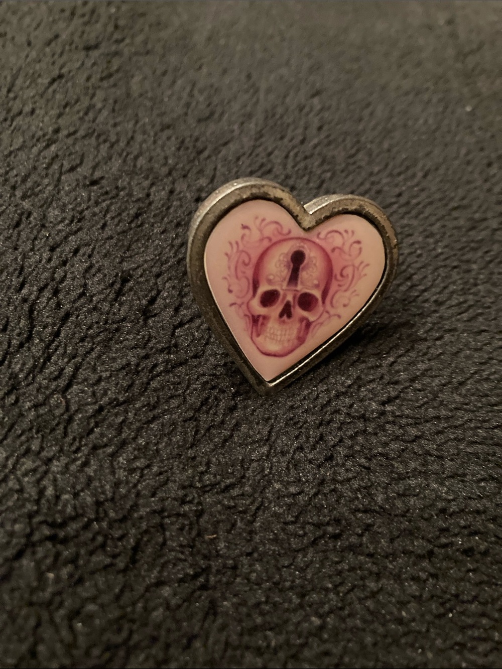 Classic Hardware Heart Skull Pink Enamel Ring - Women Jewelry